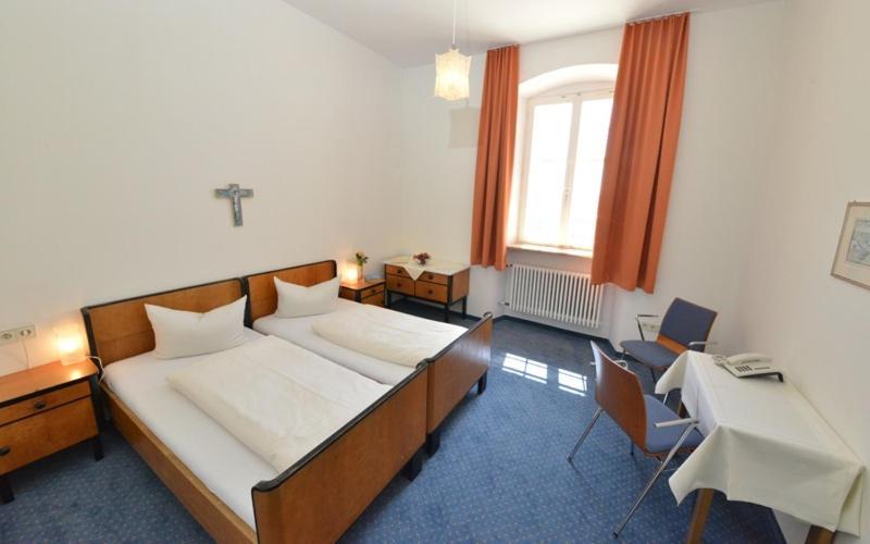 Tagungshaus Im Kloster Neresheim Hotel Eksteriør billede