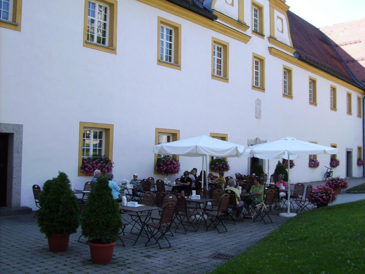 Tagungshaus Im Kloster Neresheim Hotel Eksteriør billede